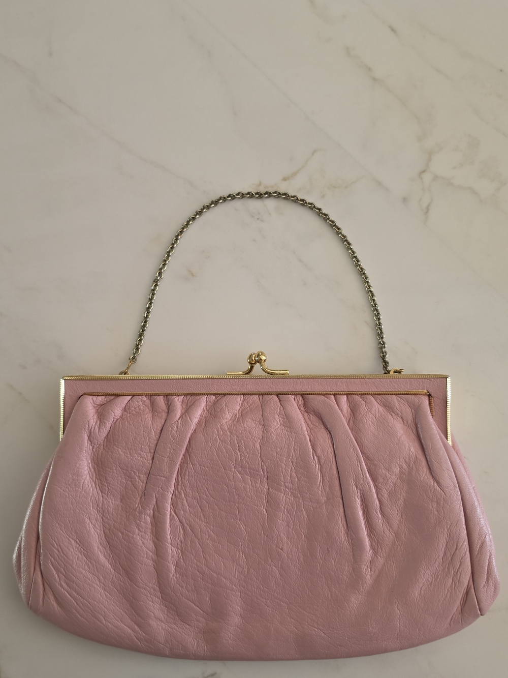 Vintage 1960s Pink Solid Coin Shoulder / Clutch with Kiss Lock Metal Frame - Picture 3 of 5